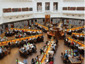 Duolingo Write about the photo Practice Question: An unconventional library