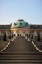 Duolingo speak about the photo: An Ode to Classic Architecture